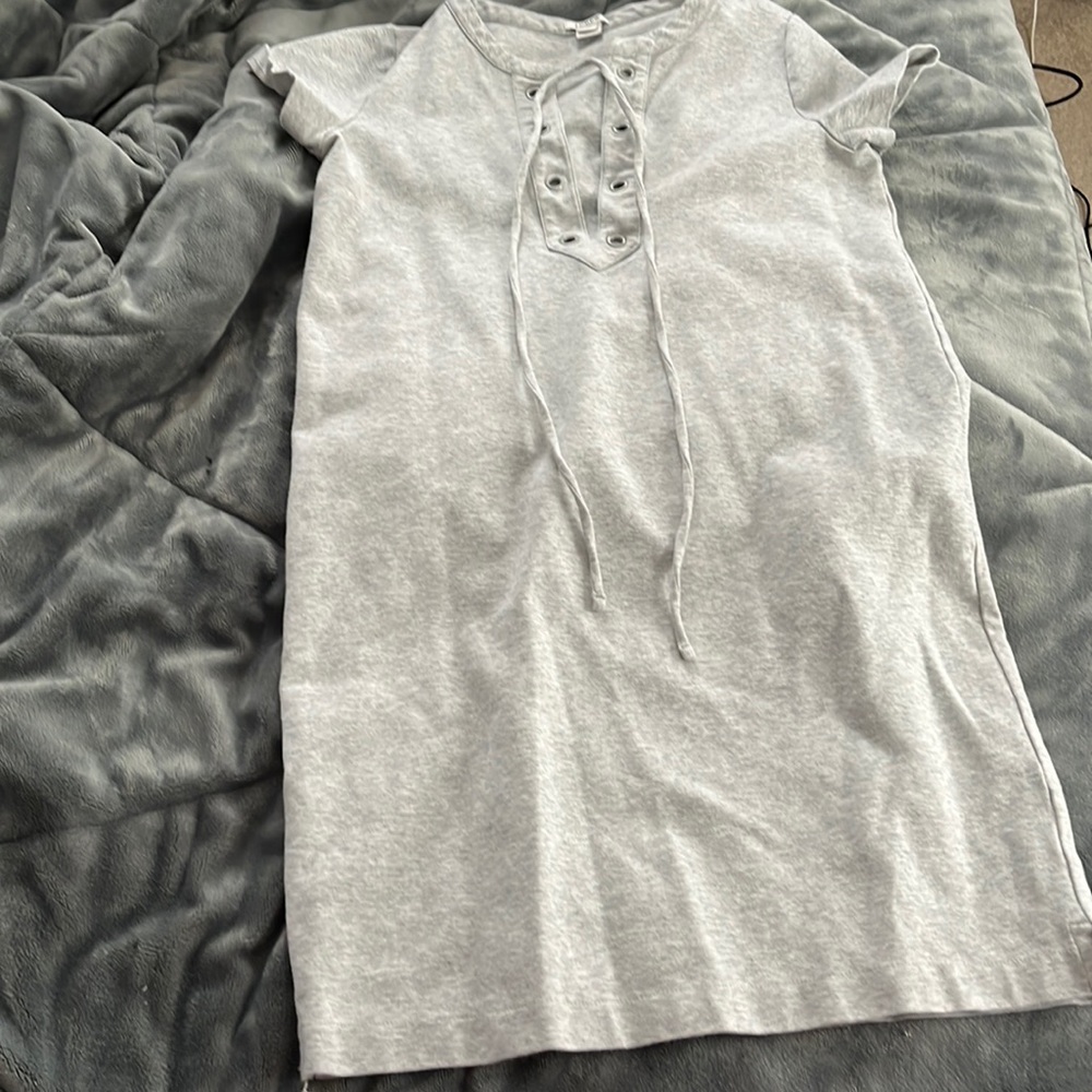perfect condition body tight grey dress